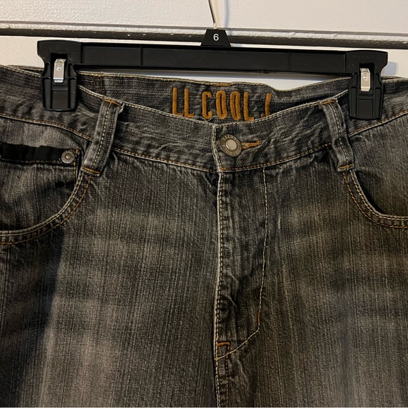 Gently Worn Men’s LL Cool J Denim Jeans - Picture 8 of 16